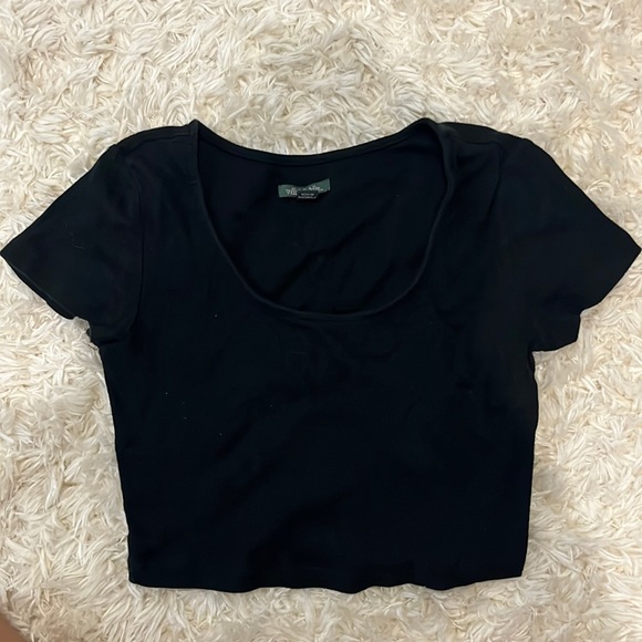 Black cropped tee - Picture 1 of 1